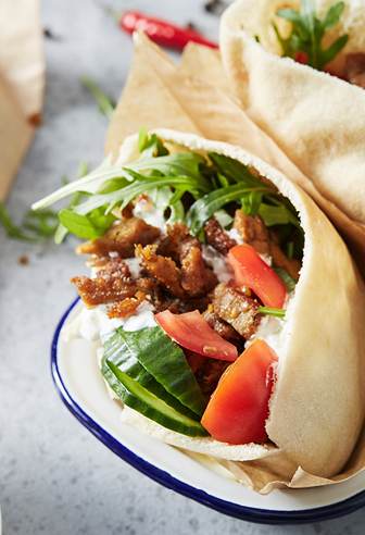 Pita mit endori veganem Chicken Kebab Pita mit endori veganem Chicken Kebab